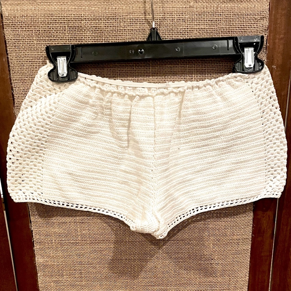 🤍Chan Luu crochet shorts🤍